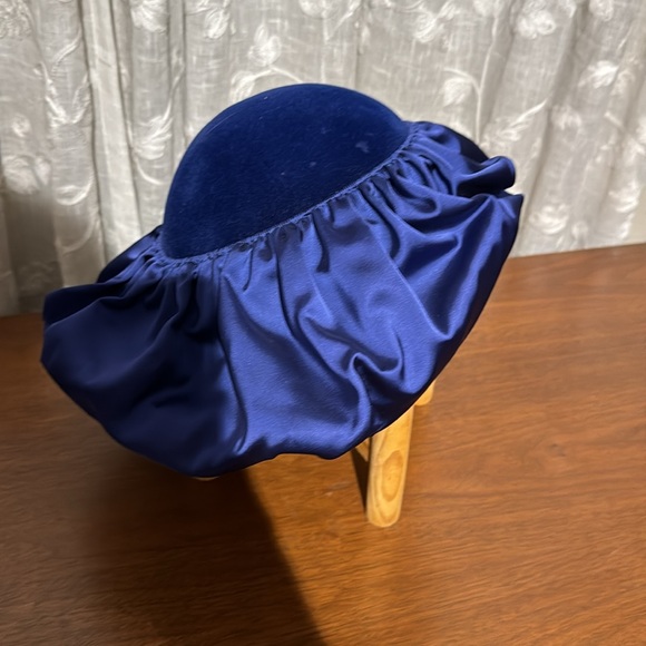 Vintage Christine Original hat - Picture 4 of 4